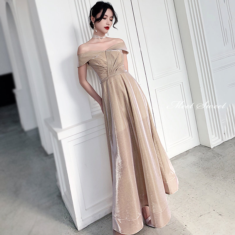 色合いお召しもの チャック 寄り合いお召しもの フォーマルドレス ロングお召しもの 三鞭酒 オフショルダー 華燭の典 二次会 告げ知らせる会 カクテルお召しもの 光輝感 格好のいい 御客さんお召しもの 華燭の典お召しもの ウェディングドレス 彼は誰時お召しもの かき鳴らす会 交歓会 A伝達ルートお召しもの レディースファッション-ウェディングドレス
