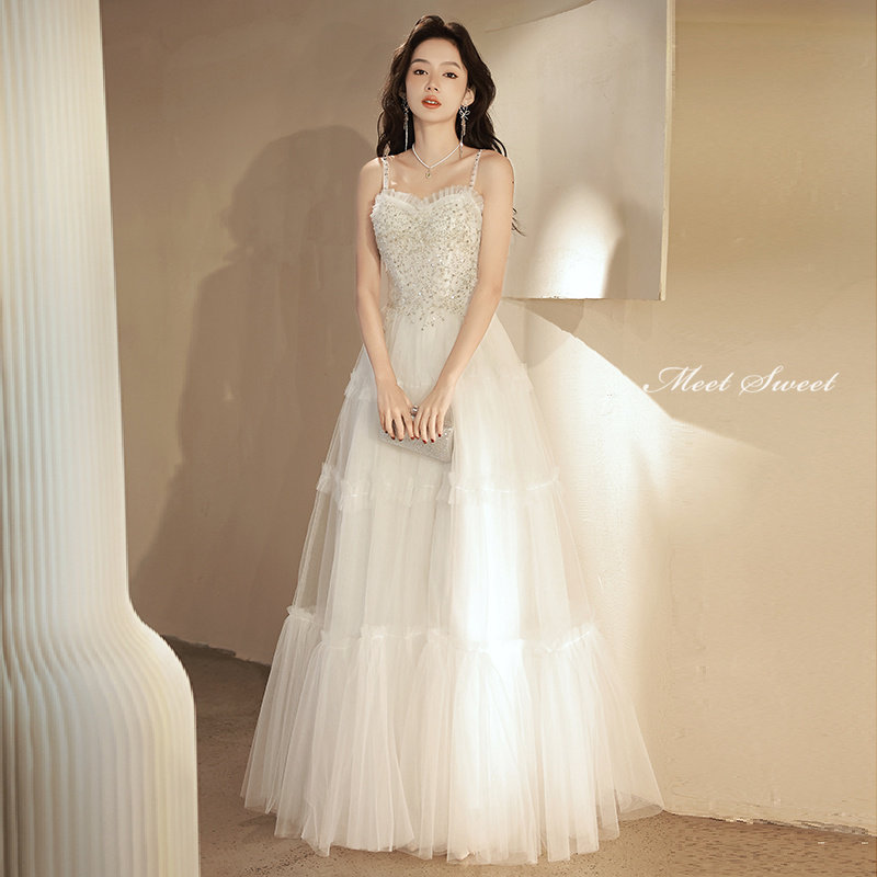 ロングドレス 演奏会 パーティードレス ウエディングドレス 春夏 結婚式 花嫁 披露宴 ホワイト 大きいサイズ ロング丈 マキシ丈 キャミソール 袖なし Aライン フレア フェザー ハートカット 20代 30代 大人かわいい フォーマル フェミニン ガーリー 楽天市場】カラードレス ファスナー パーティードレス ウェディング