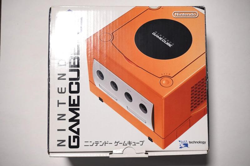 【中古】NINTENDO GAMECUBE オレンジ【メーカー生産終了】