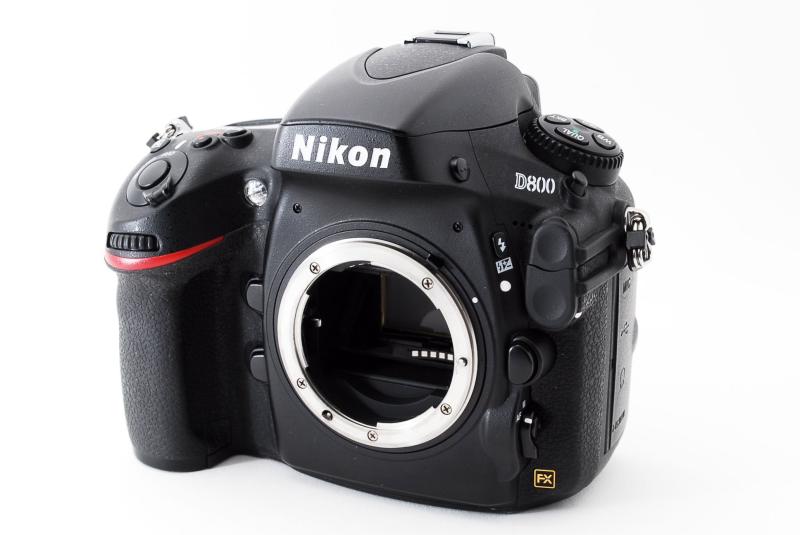 【中古】Nikon デジタル一眼二眼レフ写真機 D800 上半身 D800