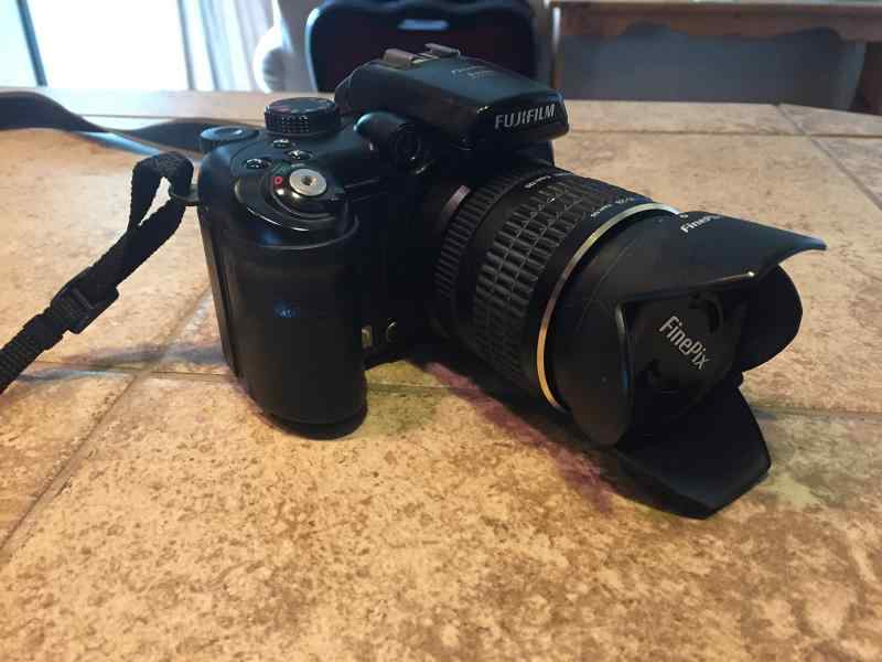 楽天市場】Fujifilm FinePix HS30EXR 広角24mm〜超望遠720mm＆超解像