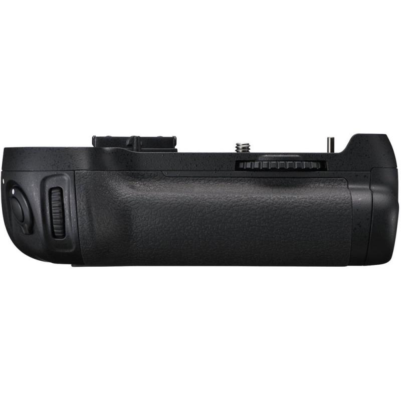 【中古】Nikon マルチパワーバッテリーパック MB-D12