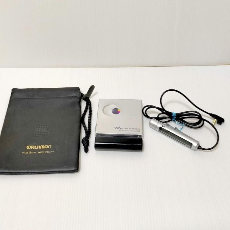 【中古】SONY ソニー MZ-E707-S しろがね色 携帯型MD電気蓄音機 MDLP相応う （MD生まれ変わり専用機/MDウォークマン）