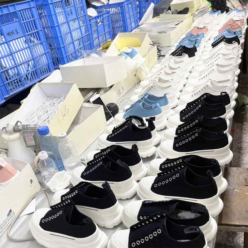 スニーカー レディース メンズ 厚底 通気性 スポーツシューズ ダッドスニーカー スポーティ 心地よい 普段使い