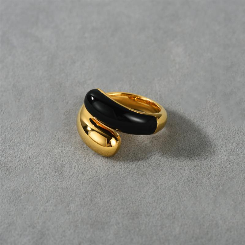 指輪 レディース 黒 金 琺瑯 18K 真鍮 ダブルヘッド リング 欧米風 アレルギー対応 アクセサリー｜ソファポテト