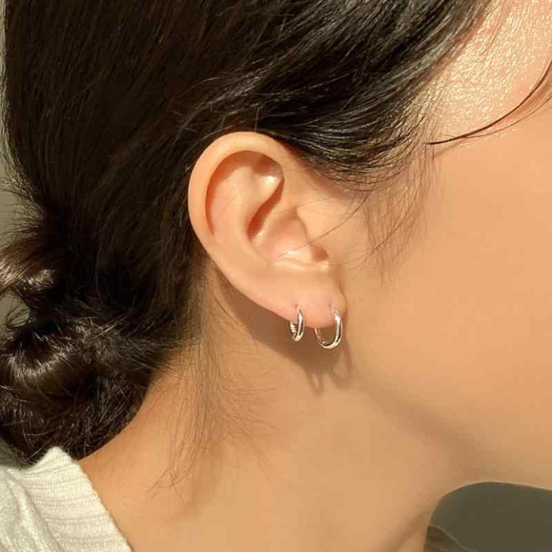 ピアス メンズ 男性用 シルバー925 フープピアス リングピアス サークル 輪っか ラウンド 韓流 韓国風 ヒップホップ ストリート スタイル｜ソファポテト