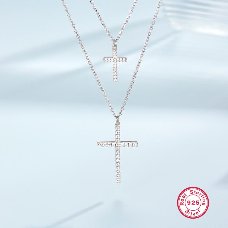 ネックレス レディース シルバー925製 クロスモチーフ ペンダント 鎖骨 ラッキーアイテム 小さめ 高見え 電気メッキ加工 かわいい 十字架