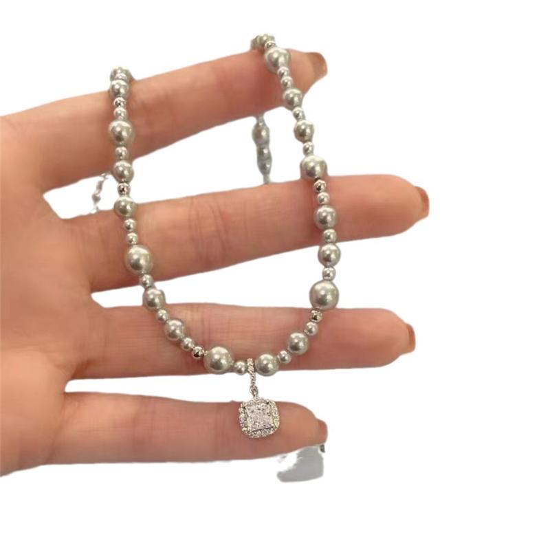 ネックレス レディース シルバー グレー バレンタイン ギフト プレゼント キラキラ かわいい おしゃれ アクセサリー