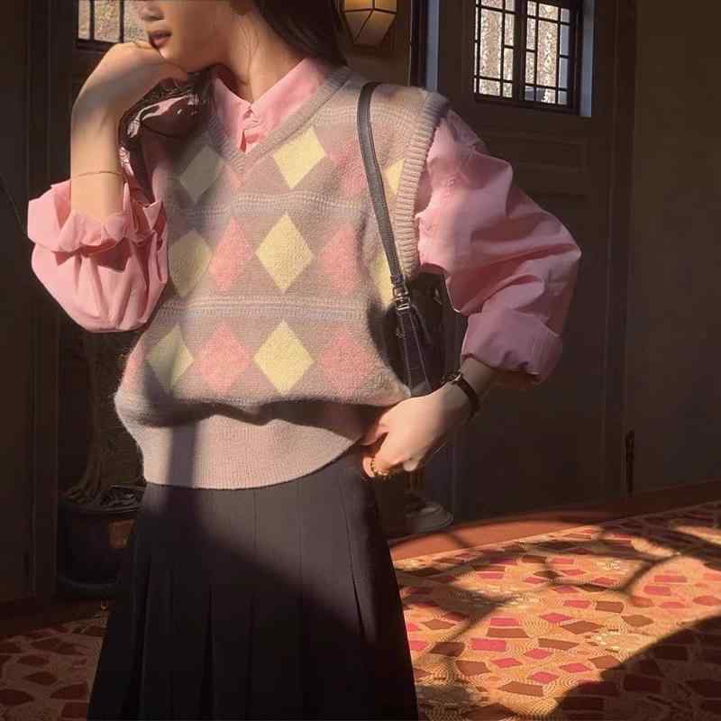 ニット レディース 春秋 Vネック 菱形 格子柄 レイヤード 重ね着 ゆったり 柔らかい セーター ベスト かわいい
