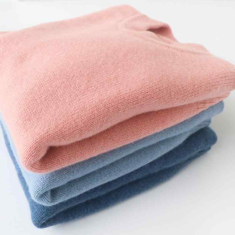 編み物 キッズ 御坊っちゃん うしろ帯 羊毛 スウェーター 朦々たる タートルネック 肌付き 生あたたかい 赤いこと