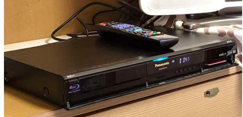 【中古】Panasonic 320GB 2チューナー ブルーレイレコーダー ブラック DIGA DMR-BW570-K
