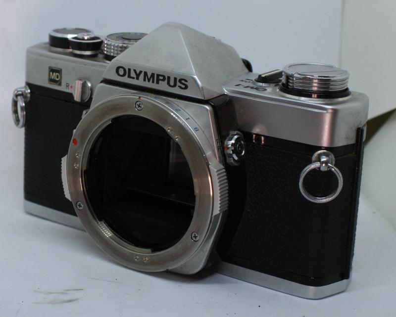 【中古】OLYMPUS OM-1 シルバー｜ソファポテト
