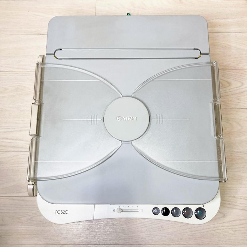 【中古】Canon コピー機 Canon ファミリーコピア FC520(グレー) A4対応 A4コピー4枚/分 自動濃度調整機構 キャリングハンドル付｜ソファポテト