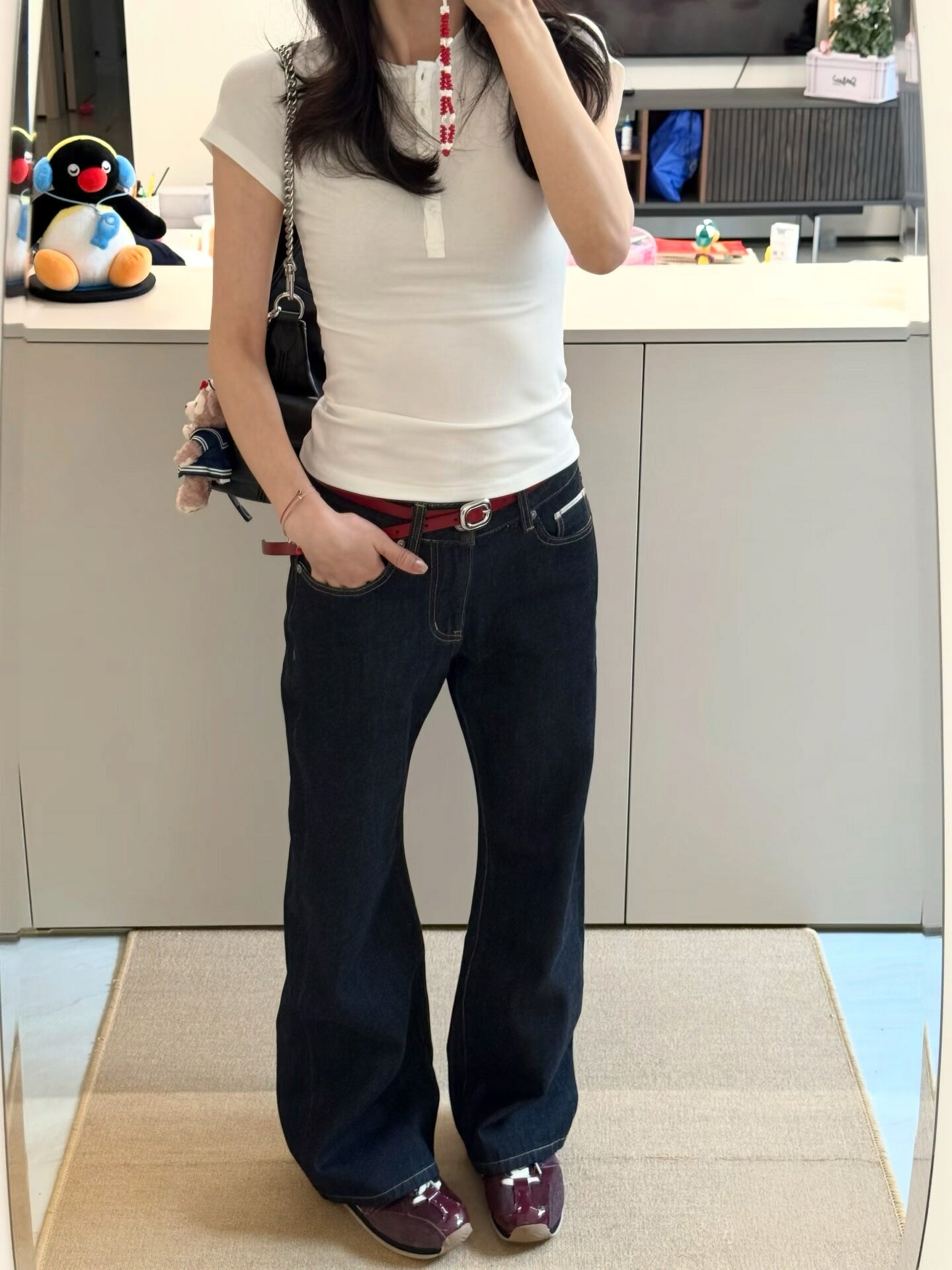 デニムパンツ レディース 春夏 ネイビー 水洗い加工 綿混 ノンストレッチ ミドルライズ 細身ストレート 微フレア XS S M L 全4サイズ 通勤 カジュアル お出かけ ジーンズ ジーパン デニムジーンズ ロングパンツ デニムボトムス 女性用 婦人用 ウィメンズ コットン混｜softbox family