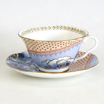 ウェッジウッド バタフライブルーム 紅茶優勝杯＆平円盤（青碧） Wedgwood 連合王国 洋食器 ブランド名