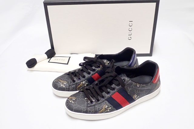 楽天市場 Gucciエースggスプリーム タイガー メンズ スニーカー 黒 06 6 1 2 25 5cm 中古美品 中古 グッチ メンズ スニーカー 06 草加 ヤマキ質店