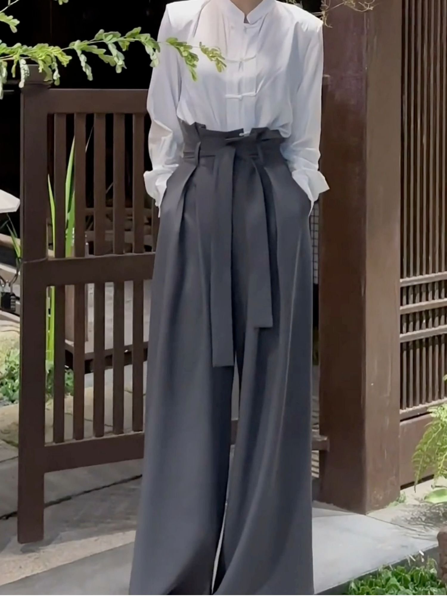 レディース パンツ ロング ワイド 裾ワイド ウエストリボン ハイウエスト きれいめ シンプル 上品 かっこいい フォーマル 無地 ロングシーズン オフィス 通勤 通学 お出かけ 普段使い 定番 グレー