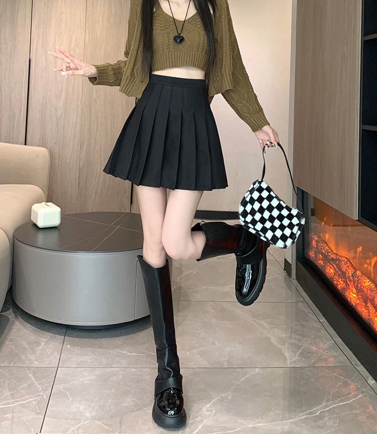 レディース ボトムス ショートスカート プリーツスカート 膝上 フレア Aライン プリーツ タック ハイウエスト かわいい 大人可愛い きれいめ シンプル おしゃれ 無地 美脚 脚長 定番