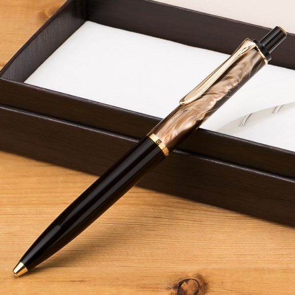 楽天市場】【名入れ無料】 ペリカン PELIKAN スーベレーン K400 楽天市場】【名入れ無料】 ペリカン PELIKAN スーベレーン K400