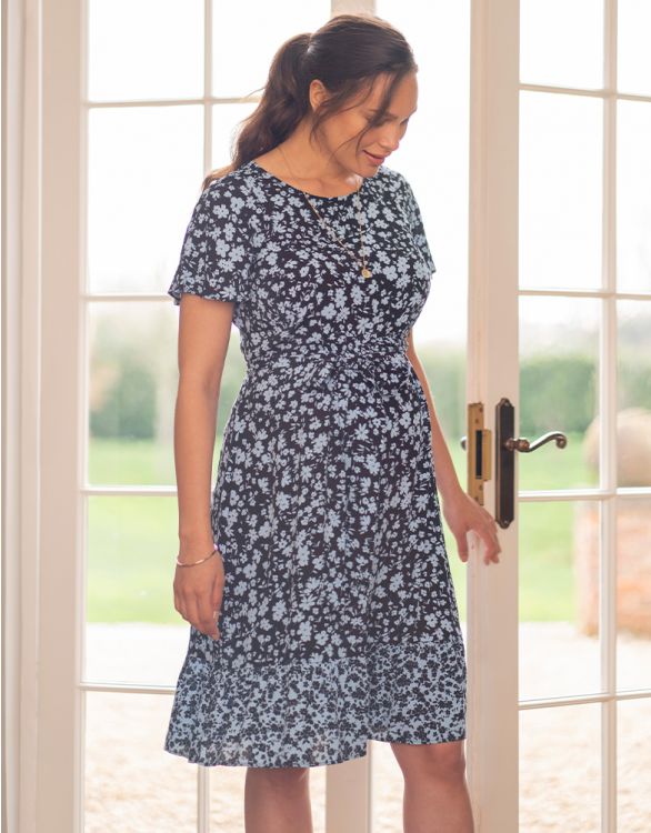 ワンピース 激安大特価 Seraphine ブラックフローラル 授乳対応 ティアードマタニティワンピース Trixie Mail Shoxruxtj Com