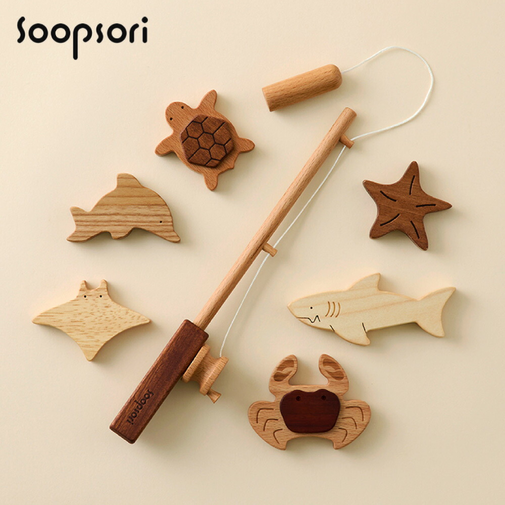 楽天市場 木のおもちゃ 魚釣り 魚つり遊びセット つりざお 磁石つきお魚８個入り知育玩具 2歳 3歳 おもちゃ 男の子 女の子 プレゼント 誕生日 ギフト 木製 知育 つり 木 マグネット 保育園 幼稚園 キッズルーム 託児室 無着色 天然木 スプソリ 木のおもちゃと子ども家具