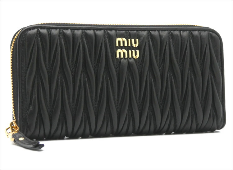 ミュウミュウ MIU MIU ブラック マテラッセレザー miumiu 財布