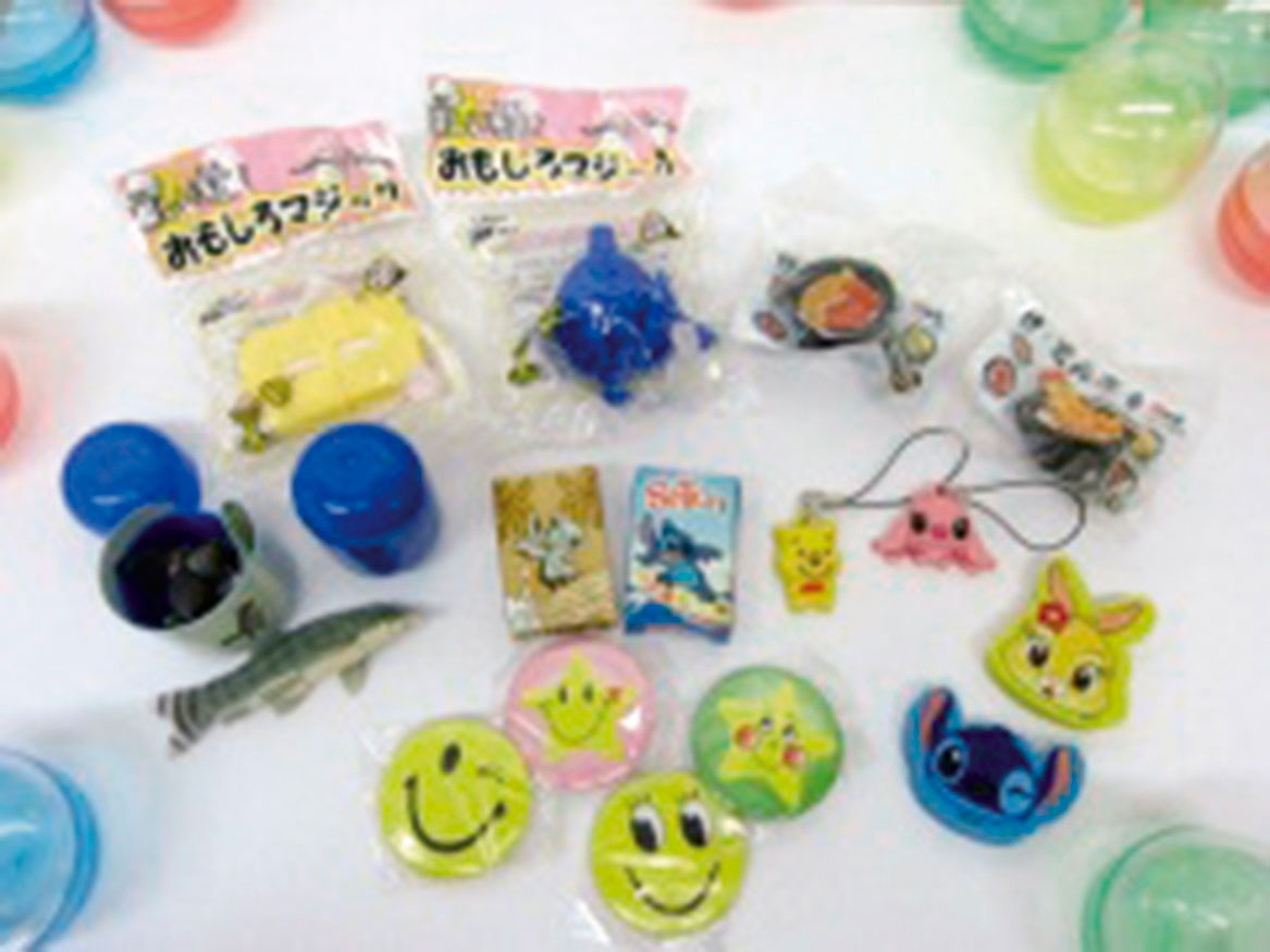 【【カプセル+景品(セット済)】ガチャMIX オモチャ入】景品　くじ引き　くじ・抽選ツール・イベントツール