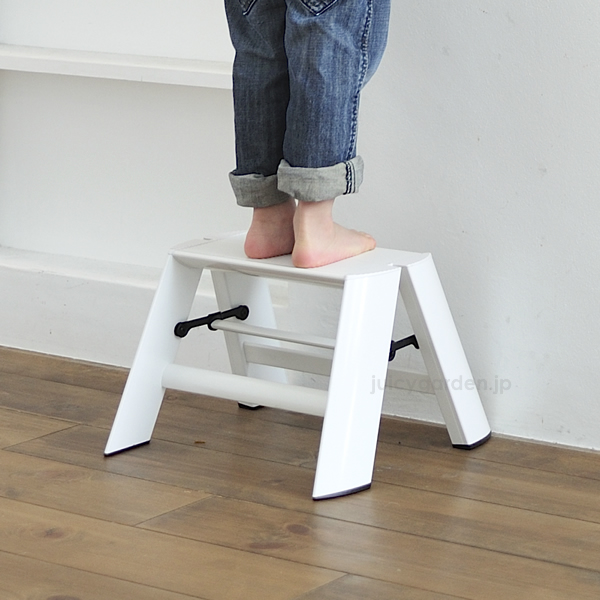 セール価格 公式 楽天市場 脚立 踏み台 ステップ Lucano 1step ルカーノワンステップ 1段タイプ Step Stool Metaphysデザイン 新築祝い ギフト おしゃれガーデン家具と物置 Juicy 売り尽 Studentvibes Com Au