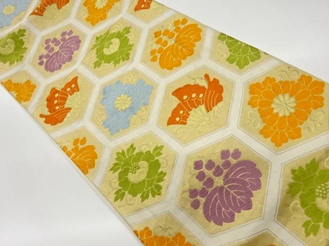 亀甲に蝶・花々模様織出し袋帯【リサイクル】【中古】【着】 宗sou(prc)