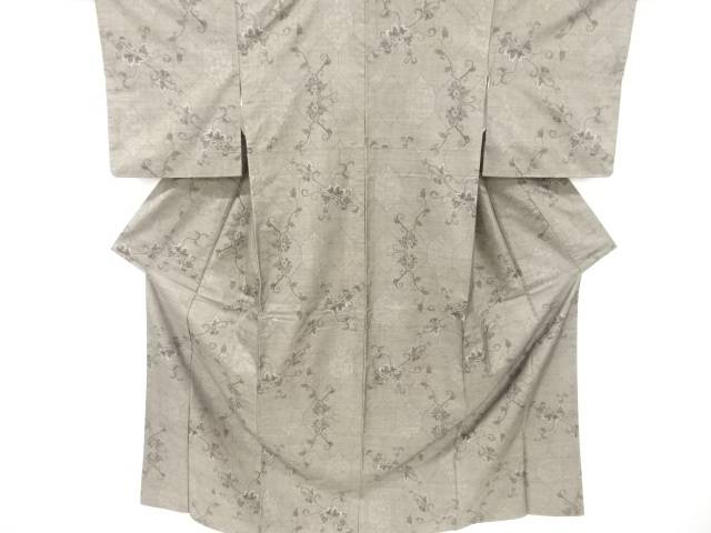 亀甲に花唐草模様織り出し本場泥大島紬着物(9マルキ)【リサイクル】【中古】【着】 宗sou|お茶道具・着物 【宗 sou】