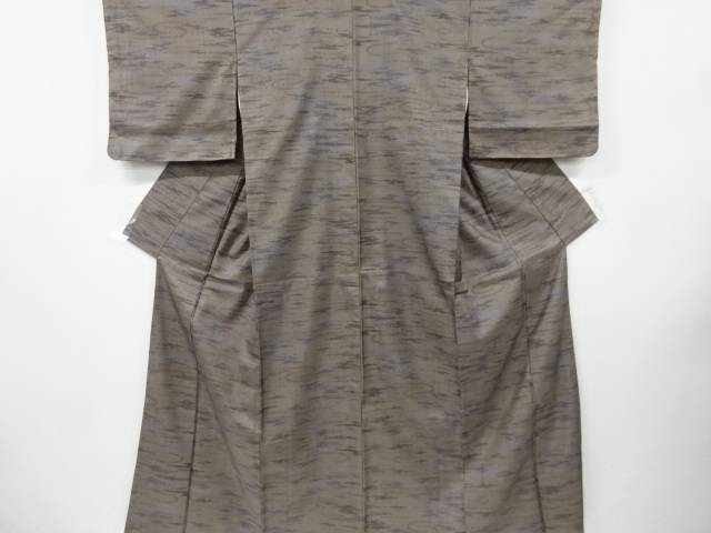 未使用品　霞に小花模様織り出し本場泥大島紬着物(5マルキ)【着】 宗sou