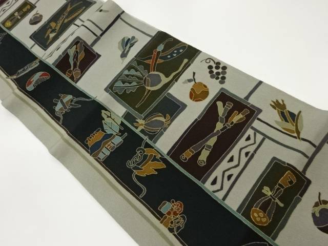 縮緬地金彩横段に野菜模様名古屋帯【中古】【着】 宗sou|お茶道具・着物 【宗 sou】