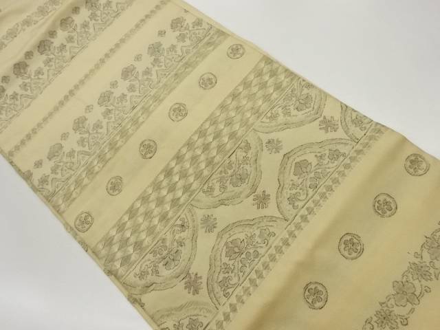 変わり織丸文に花唐草・花々模様織出し名古屋帯【中古】【着】 宗sou