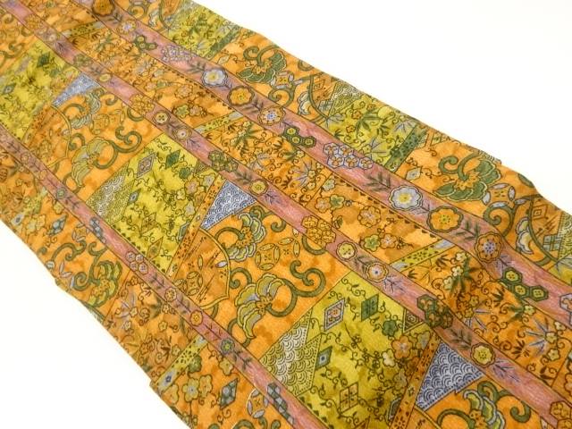 縮緬地手描き花唐草模様名古屋帯【中古】【着】 宗sou