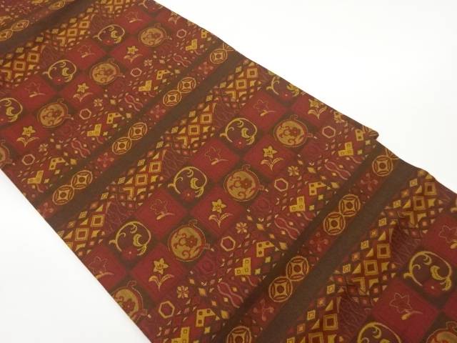 横段に花唐草・古典柄模様織出し名古屋帯【中古】【着】 宗sou｜お茶道具・着物　【宗 sou】