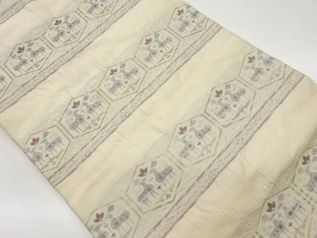 横段に向かい動物・亀甲模様織出し名古屋帯【中古】【着】 宗sou
