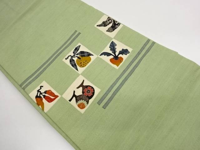 絵描き物 手織り紬色紙にトウガラシ・木ノ実・蔬菜飾りつけ名古屋帯【中古】【着】【名古屋帯】 宗sou