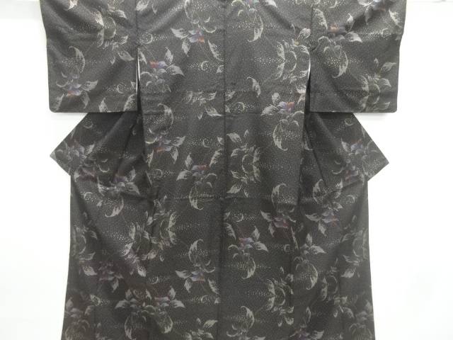 枝花模様織出し本場泥大島紬着物(5マルキ)【中古】【着】【紬・お召し】 宗sou