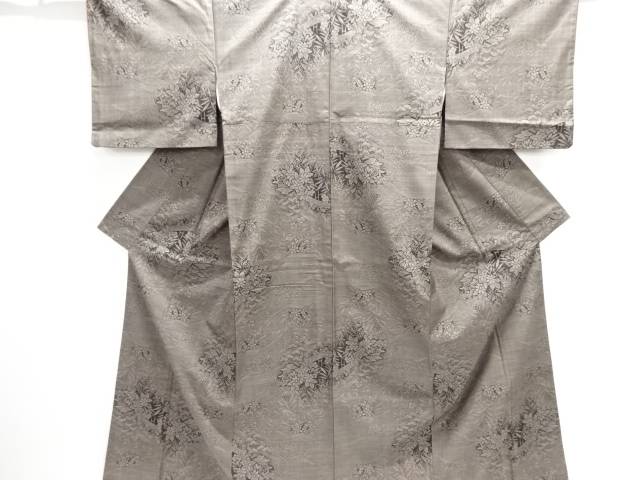 草花模様織り出し本場泥大島紬着物(9マルキ)【中古】【着】【紬・お召し】 宗sou｜お茶道具・着物　【宗 sou】 23,652円