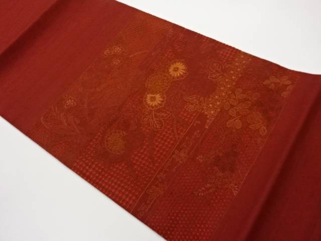手織り紬汕頭刺繍横段に菊飾りつけ食い違い名古屋帯（写真立て仕立てもの）【中古】【着】【名古屋帯】 宗sou