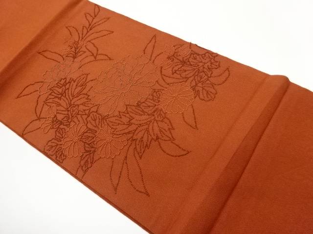 縮緬地相良刺繍牡丹・菊模様開き名古屋帯（額縁仕立て）【中古】【着】【名古屋帯】 宗sou