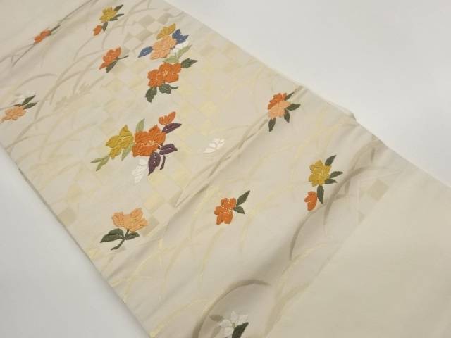 唐織松皮菱に草花・市松・芝模様織出し名古屋帯【中古】【着】【名古屋帯】 宗sou 8,946円