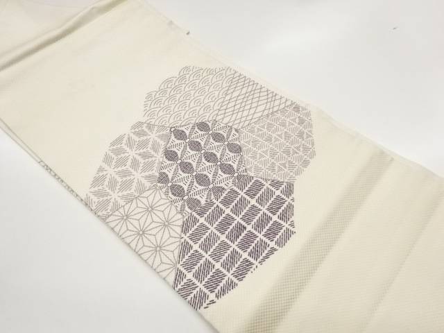 切り嵌め風古典柄に幾何学模様刺繍名古屋帯【中古】【着】【名古屋帯】 宗sou