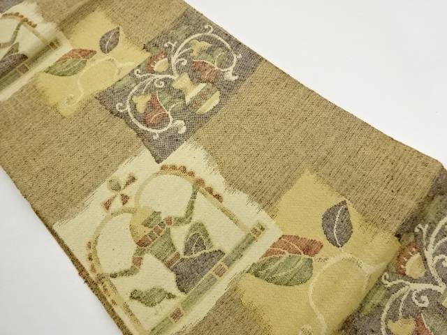 手織り紬色紙に古代人物・花瓶模様織出し名古屋帯【中古】【着】【名古屋帯】 宗sou