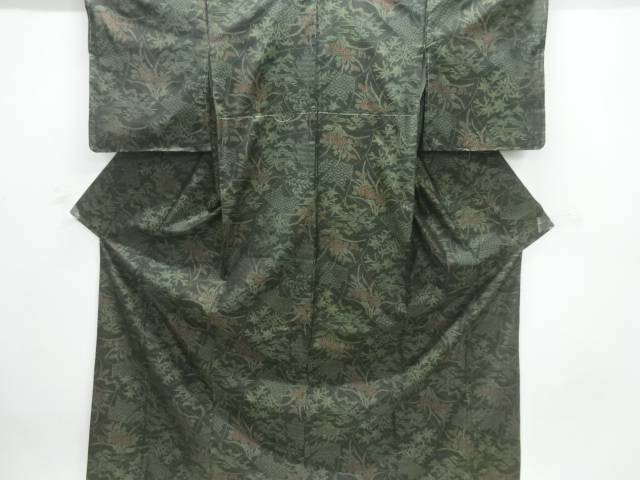 草花模様織り出し本場泥大島紬着物【中古】【着】【紬・お召し】 宗sou