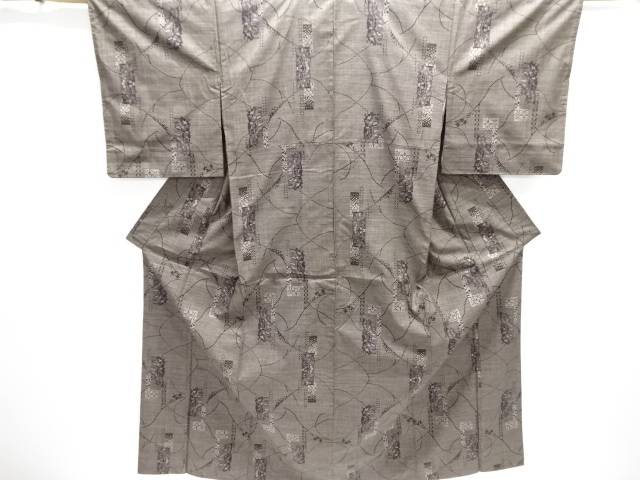 短冊に花更紗模様織り出し本場泥大島紬着物(5マルキ)【中古】【着】【紬・お召し】 宗sou