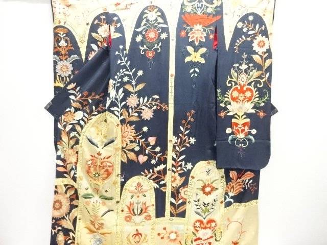 錦紗花更紗飾りつけ刺しゅう五ツ紋引きずり【大正物語り】【中古】【着】【振袖】 宗sou