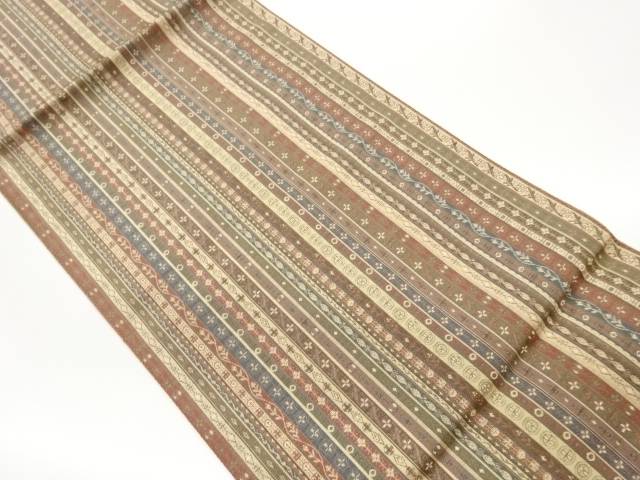 縞に花葉・幾何学学飾りつけ織出し名古屋帯【中古】【着】【名古屋帯】 宗sou