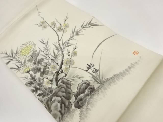 作家物　塩瀬手描き菊梅に草花模様名古屋帯【中古】【着】【名古屋帯】 宗sou｜お茶道具・着物　【宗 sou】