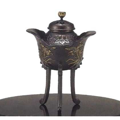香炉 三ツ足鳳凰【 香セット付 】 【 瑞峰 作 】 【 合金製 】 【 高さ15.5ｘ幅11.2ｘ奥行8cm 】｜創寿苑　店